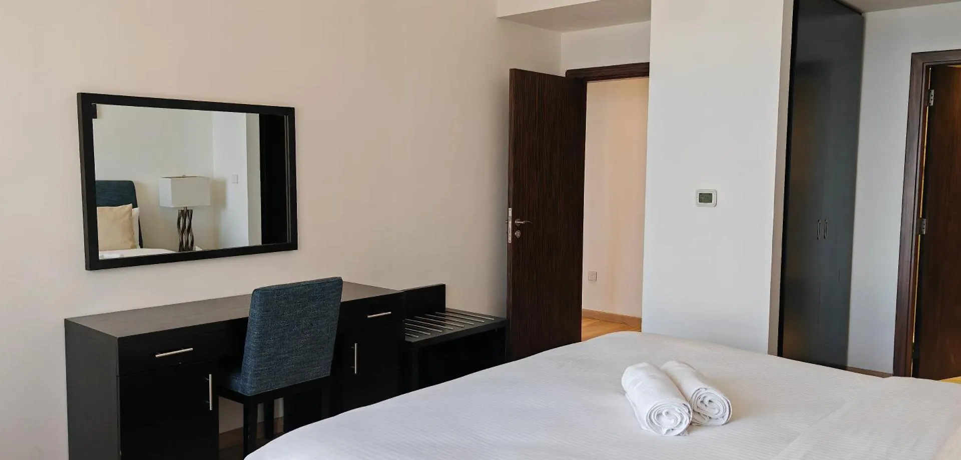 Lux 2Br On Jbr Beach, Dubai Eye And Panoramic Sea Views By Sunkissed Holiday Homes 0*,  United Arab Emirates